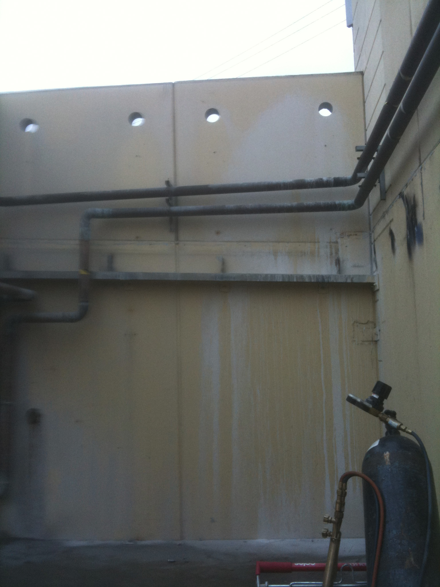 Prefab wall instalation - JFK Mobile crane hire and rigging